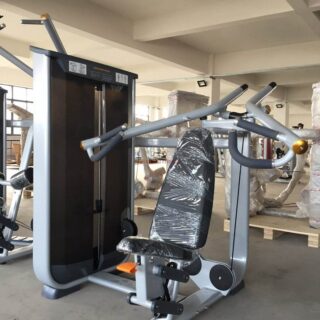 1655074462 tc1105 chest press silver gray frame and black leather 001 01